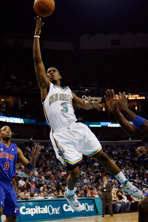 超赛场上展 超赛场上展