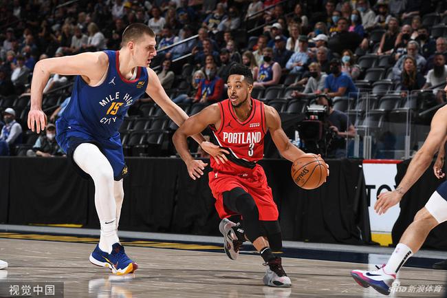 9岁的中锋 9岁的中锋